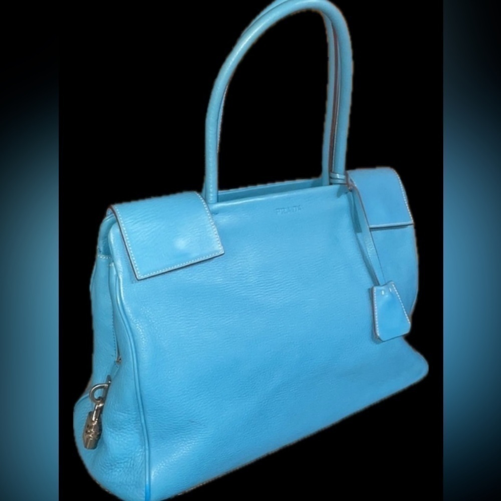 Prada Vitello Daino Triple Pocket Shopper Tote Like new! - Picture 7 of 9